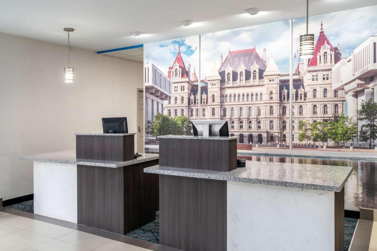 La Quinta By Wyndham Latham Albany Airport Hotel Ngoại thất bức ảnh