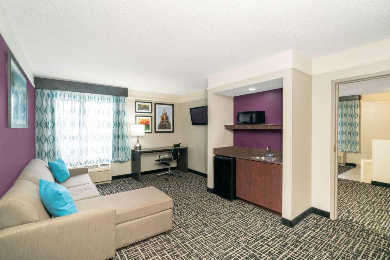 La Quinta By Wyndham Latham Albany Airport Hotel Ngoại thất bức ảnh