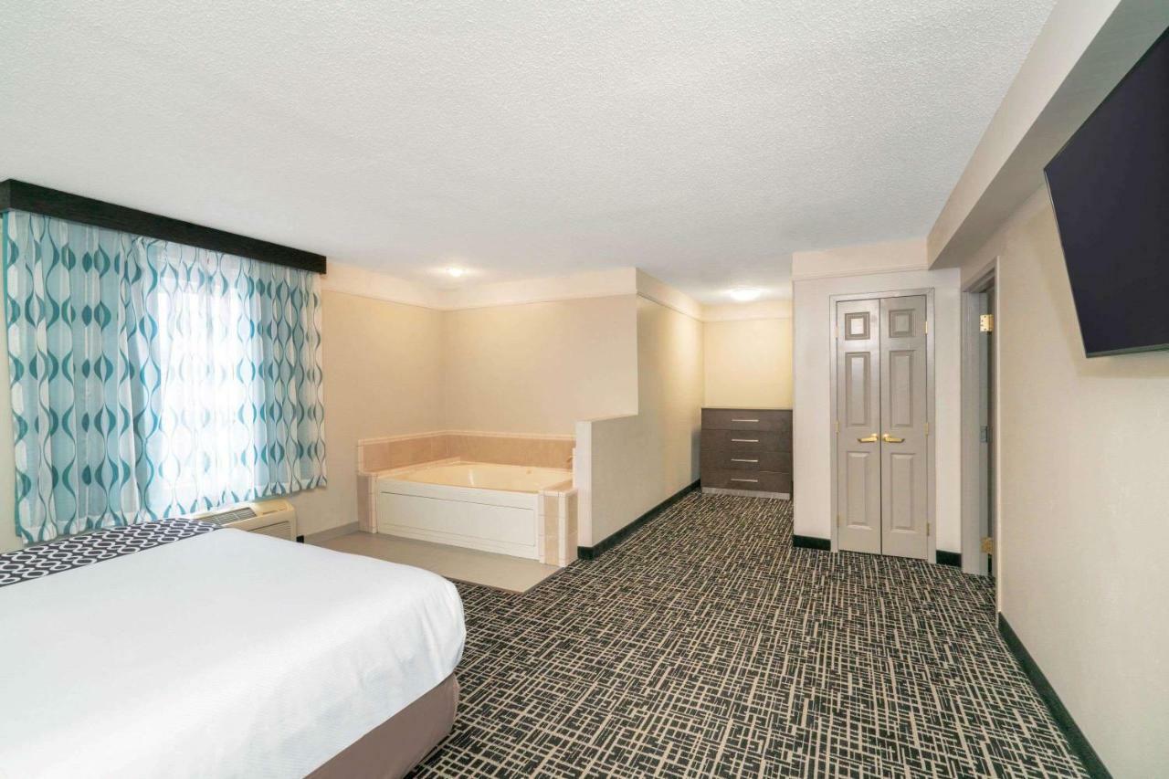 La Quinta By Wyndham Latham Albany Airport Hotel Ngoại thất bức ảnh